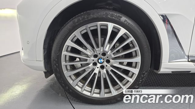 BMW X7 (G07) xDrive 40i Design Pure Excellence 6-Seater 2021 — фото 5