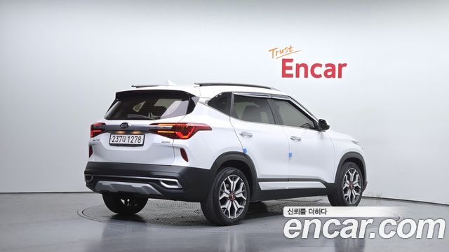 Kia Seltos Gasoline 1.6 Turbo 2WD Signature 2021 — фото 2
