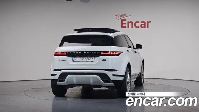 Land Rover Range Rover Evoque (II) P250 R-Dynamic SE 2022 — фото 4