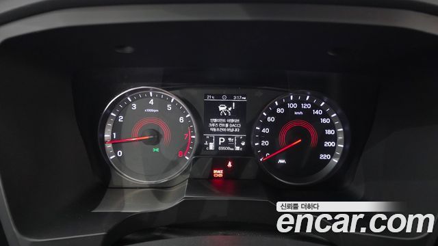 KG Mobility (SsangYong) Beautiful Korando Gasoline 1.5 2WD C5 Plus 2022 — фото 8
