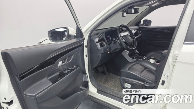 KG Mobility (SsangYong) Beautiful Korando Gasoline 1.5 2WD C5 Plus 2022 — фото 15