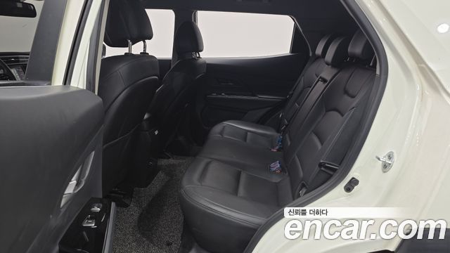 KG Mobility (SsangYong) Beautiful Korando Gasoline 1.5 2WD C5 Plus 2022 — фото 16