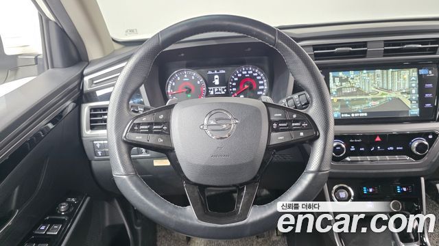 KG Mobility (SsangYong) Beautiful Korando Gasoline 1.5 2WD C5 Plus 2022 — фото 17