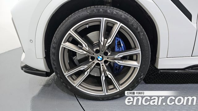 BMW X6 (G06) M50i 2021 — фото 5