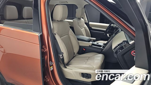 Land Rover Discovery 5 3.0 SD6 Landmark Edition 2020 — фото 10