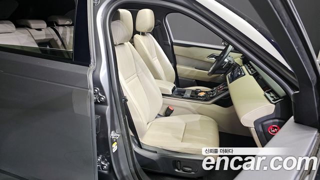Land Rover Range Rover Velar 3.0 D300 R-Dynamic SE 2018 — фото 12