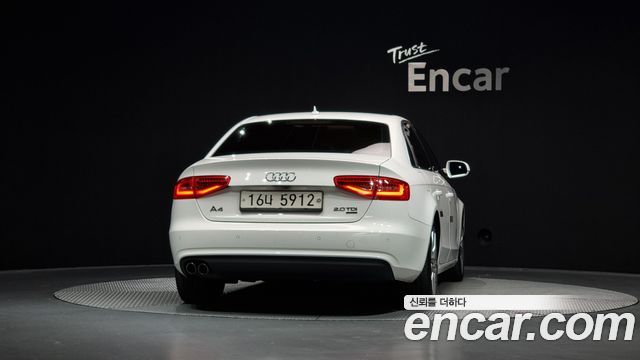 Audi A4 2.0 TDI Quattro Prestige B8 2013 — фото 4