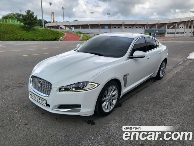 Jaguar XF 3.0SC Luxury X250 2013 — фото 2