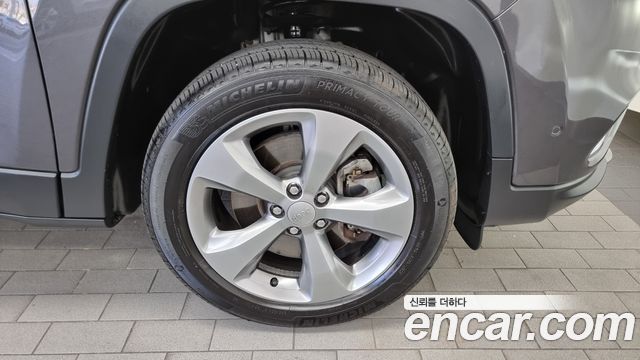 Jeep Cherokee (KL) 2.4 Limited AWD 2022 — фото 5