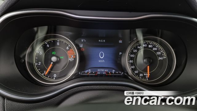 Jeep Cherokee (KL) 2.4 Limited AWD 2022 — фото 8