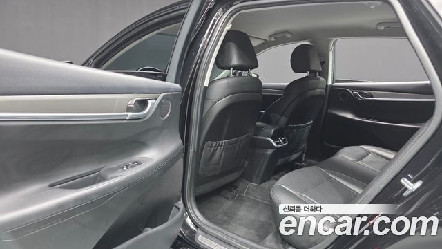 Hyundai Grandeur (IG) 2.5 Premium 2022 — фото 17