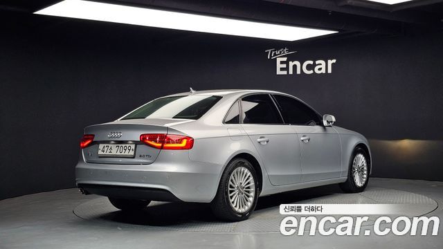 Audi A4 2.0 TDI B8 2013 — фото 2