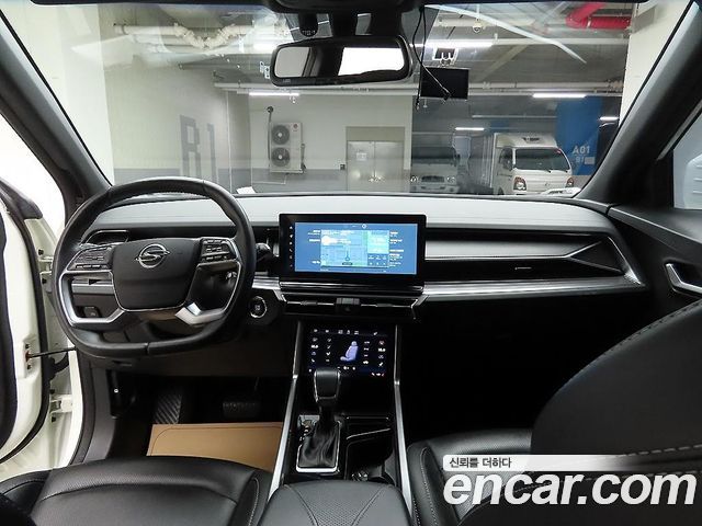 KG Mobility (SsangYong) Torres Gasoline 1.5 4WD T5 2023 — фото 8