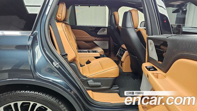 Lincoln Aviator (II) 3.0 Black Label AWD 2020 — фото 12