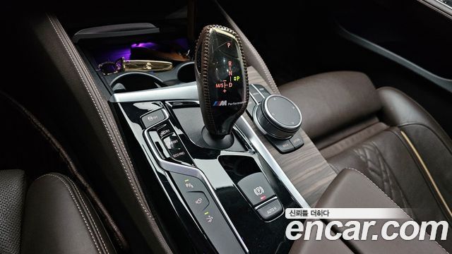 BMW 6 Series GT (G32) 620d xDrive Luxury 2020 — фото 9