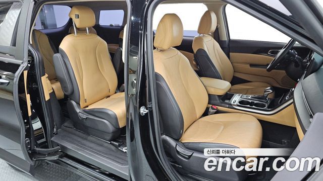Kia Carnival (IV) Diesel 9-Seater Prestige 2023 — фото 15