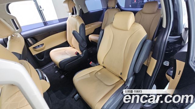 Kia Carnival (IV) Diesel 9-Seater Prestige 2023 — фото 16