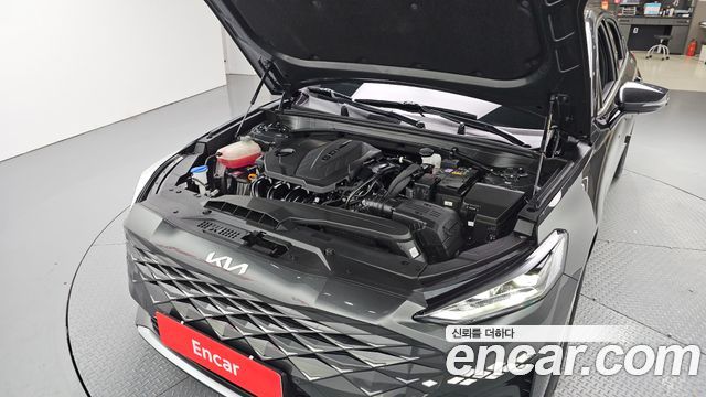 Kia K8 2.5 Gasoline 2WD Noblesse Light 2023 — фото 6