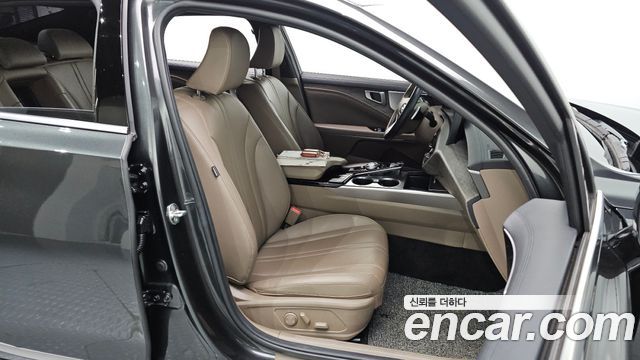 Kia K8 2.5 Gasoline 2WD Noblesse Light 2023 — фото 11