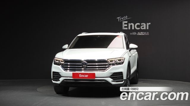 Volkswagen Touareg (III) 3.0 TDI Premium 2022 — фото 3