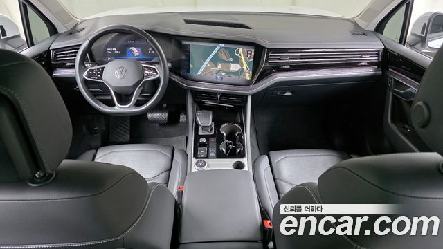 Volkswagen Touareg (III) 3.0 TDI Premium 2022 — фото 7