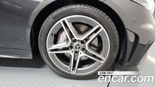 Mercedes-Benz CLS-Class (C257) CLS300d 4MATIC 2022 — фото 5