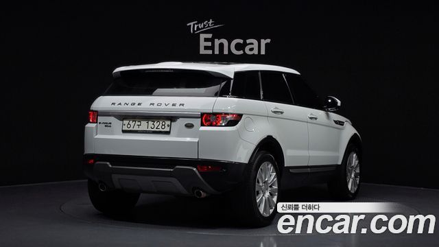 Land Rover Range Rover Evoque 2.2 SD4 Prestige 2014 — фото 2