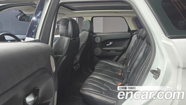 Land Rover Range Rover Evoque 2.2 SD4 Prestige 2014 — фото 13