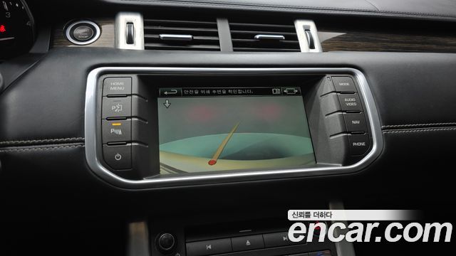 Land Rover Range Rover Evoque 2.2 SD4 Prestige 2014 — фото 16