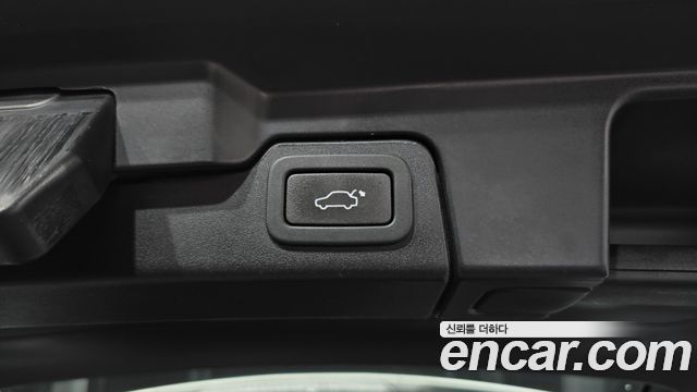 Land Rover Range Rover Evoque 2.2 SD4 Prestige 2014 — фото 20