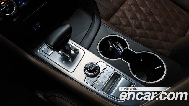Genesis G70 2.0T AWD Supreme 2018 — фото 10