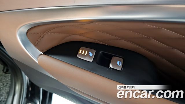 Genesis G70 2.0T AWD Supreme 2018 — фото 22