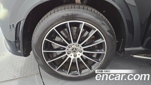 Mercedes-Benz GLE-Class (W167) GLE400d 4MATIC Coupe 2022 — фото 5