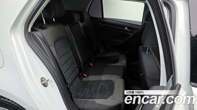 Volkswagen Golf (VII) 2.0 TDI 2015 — фото 12