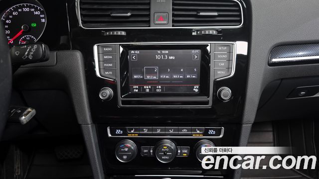 Volkswagen Golf (VII) 2.0 TDI 2015 — фото 14