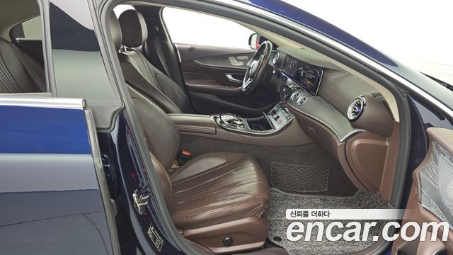 Mercedes-Benz CLS-Class (C257) CLS450 4MATIC AMG Line 2020 — фото 15