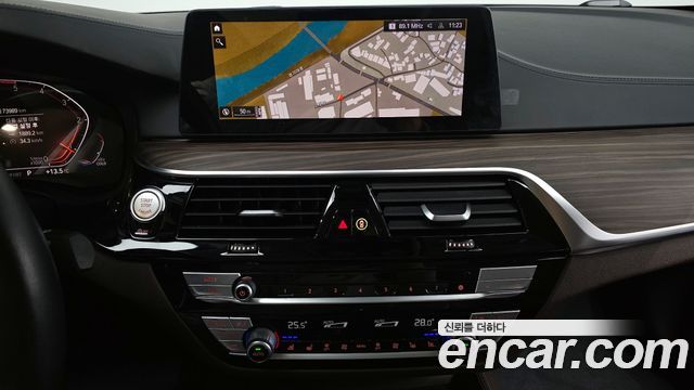 BMW 5 Series (G30) 520d Luxury Plus 2020 — фото 14