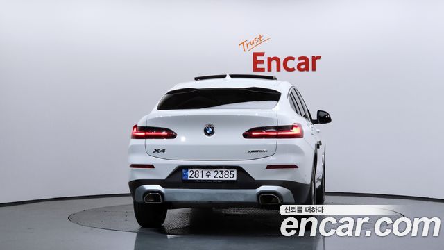 BMW X4 (G02) xDrive20i xLine 2022 — фото 4