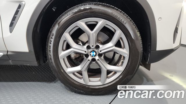 BMW X4 (G02) xDrive20i xLine 2022 — фото 5