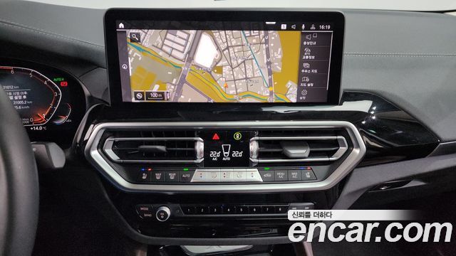BMW X4 (G02) xDrive20i xLine 2022 — фото 14