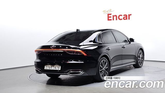 Hyundai Grandeur (IG) 2.5 Le Blanc 2023 — фото 2