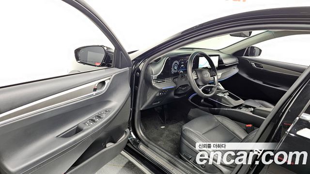 Hyundai Grandeur (IG) 2.5 Le Blanc 2023 — фото 10