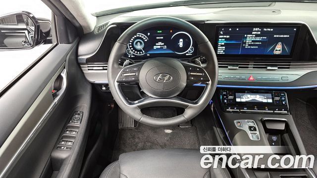 Hyundai Grandeur (IG) 2.5 Le Blanc 2023 — фото 13