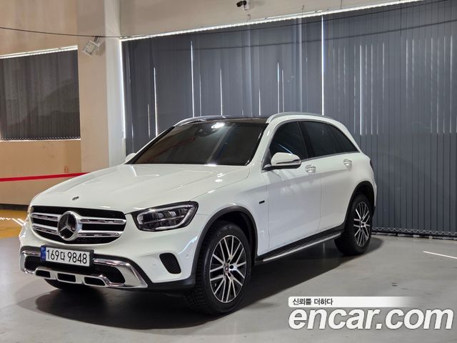 Mercedes-Benz GLC-Class (X253) GLC300e 4MATIC
