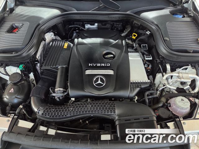 Mercedes-Benz GLC-Class (X253) GLC300e 4MATIC 2021 — фото 6