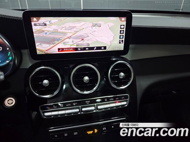 Mercedes-Benz GLC-Class (X253) GLC300e 4MATIC 2021 — фото 17