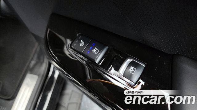 Kia Mohave The Master Diesel 3.0 4WD 6-Seater Masters 2023 — фото 18