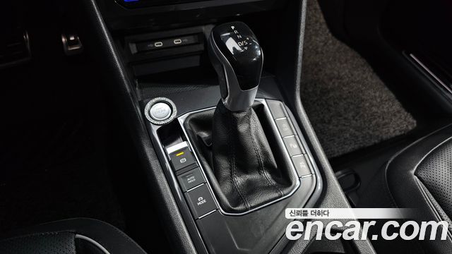 Volkswagen Tiguan Allspace 2.0 TSI Prestige 2022 — фото 9