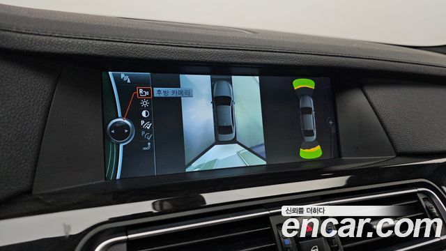 BMW 7 Series (F01) 750Li M Sports 2011 — фото 16