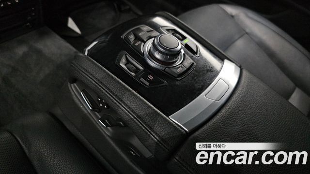 BMW 7 Series (F01) 750Li M Sports 2011 — фото 18